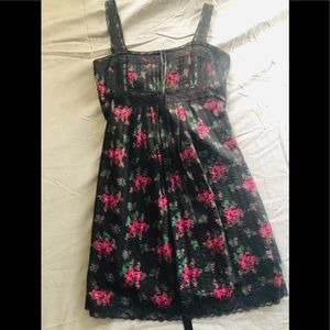 Betsy Johnson princess waist lace and floral dress